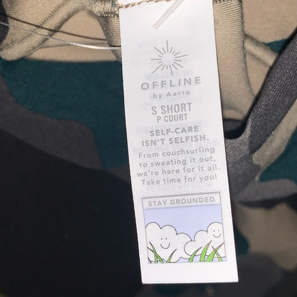 Aerie Offline Real Me High Waisted| Crossover Camo Print Flare Legging NEW! - Picture 7 of 9